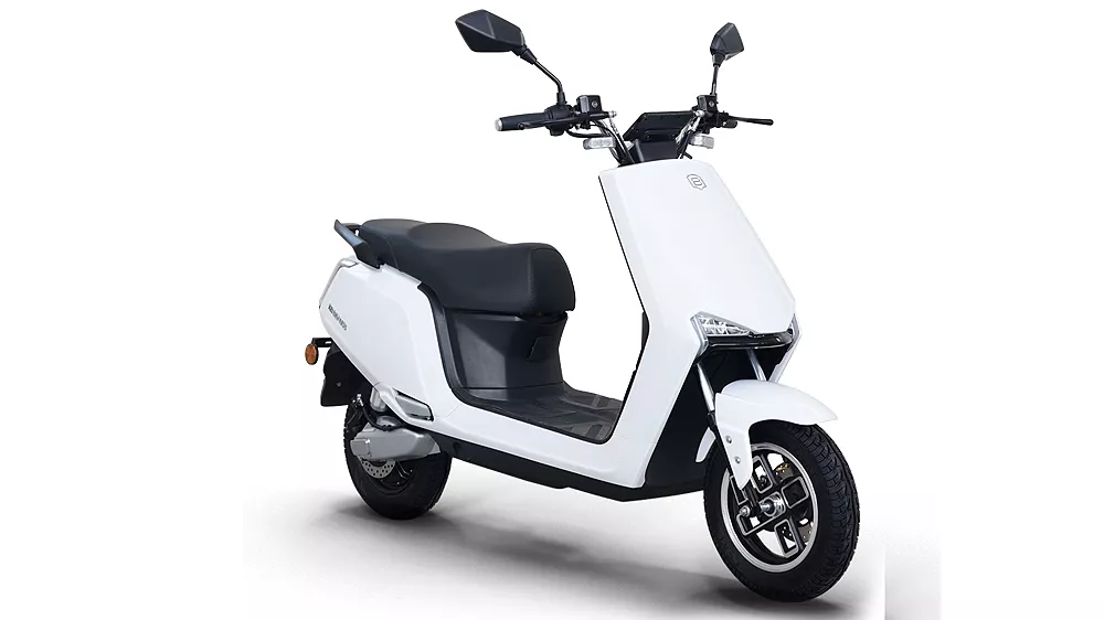 BGauss A2 electric scooter top speed